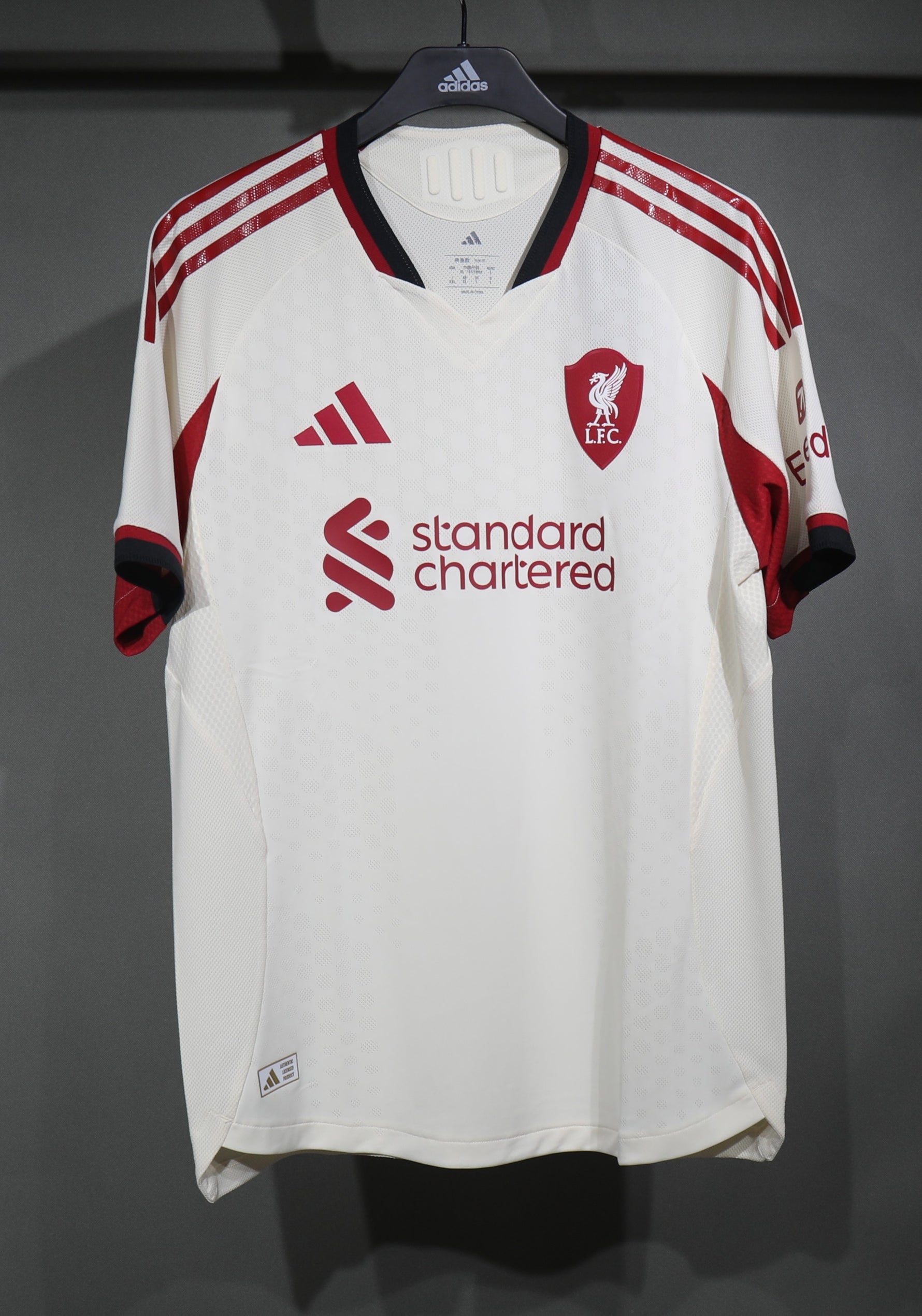 LIVERPOOL 25/26 VISITA