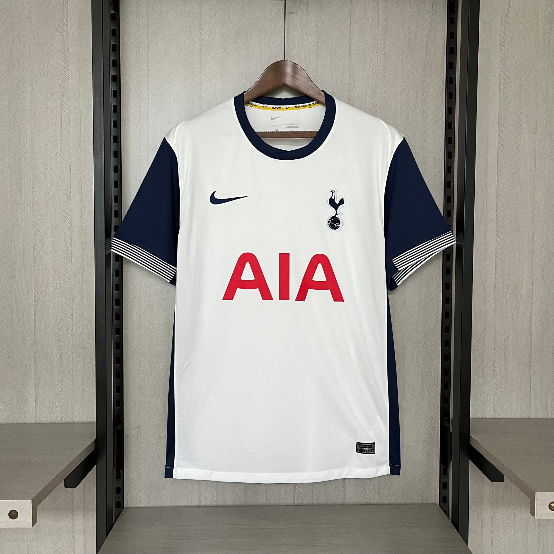 TOTTENHAM 24/25 LOCAL