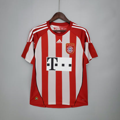 BAYERN MUNICH 10/11 LOCAL