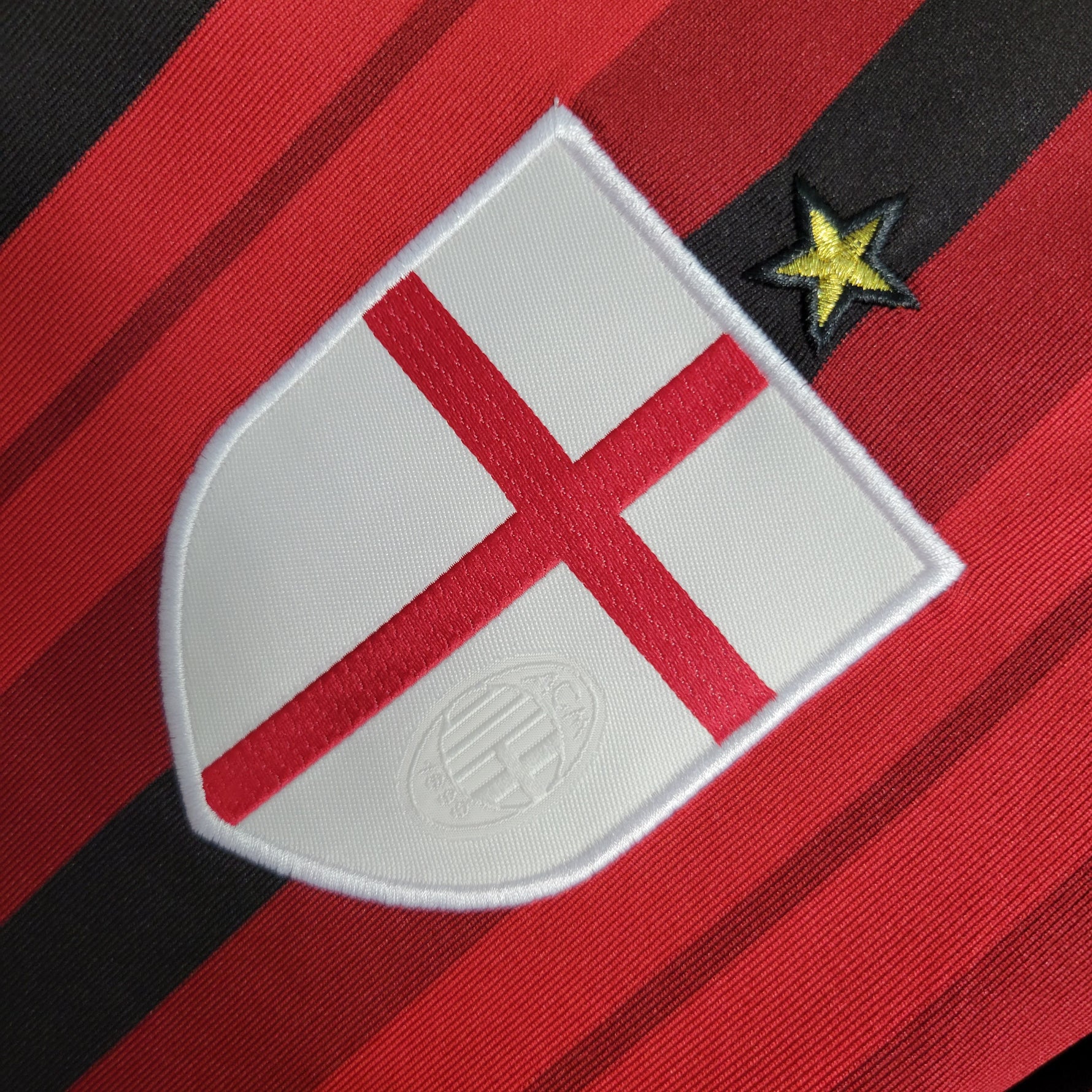 AC MILAN 14/15 LOCAL