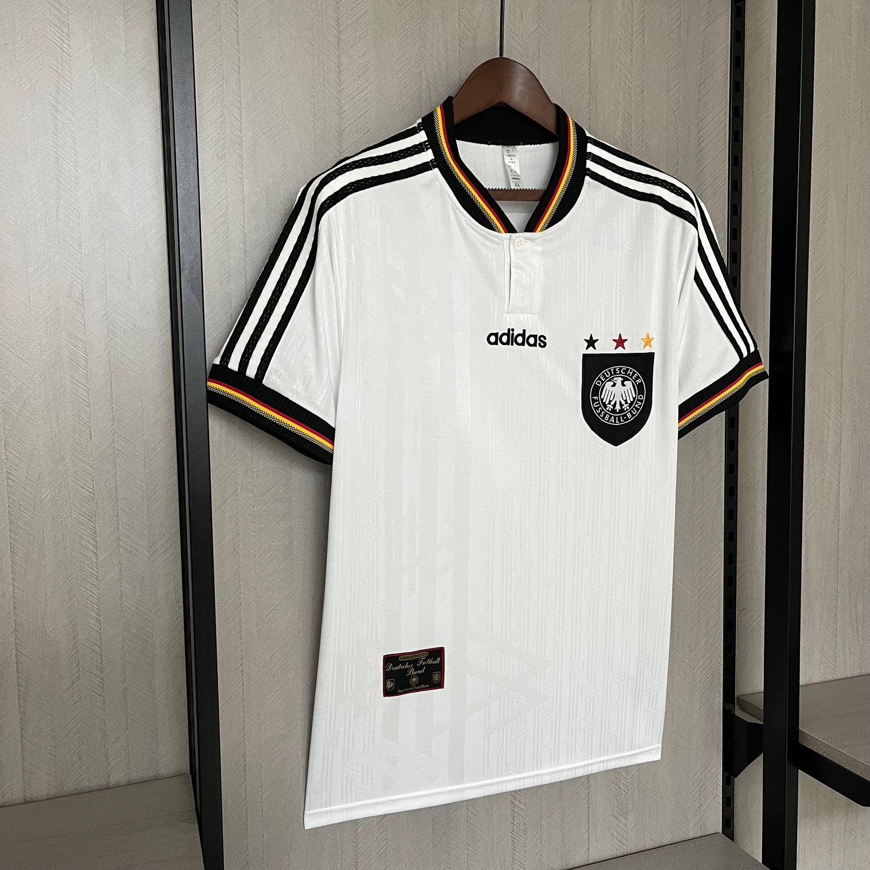 ALEMANIA 96 LOCAL