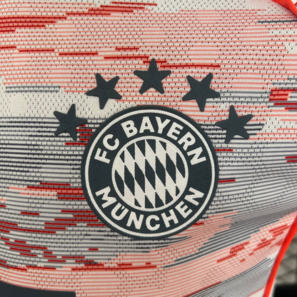 BAYERN MUNICH 25/26 VISITA