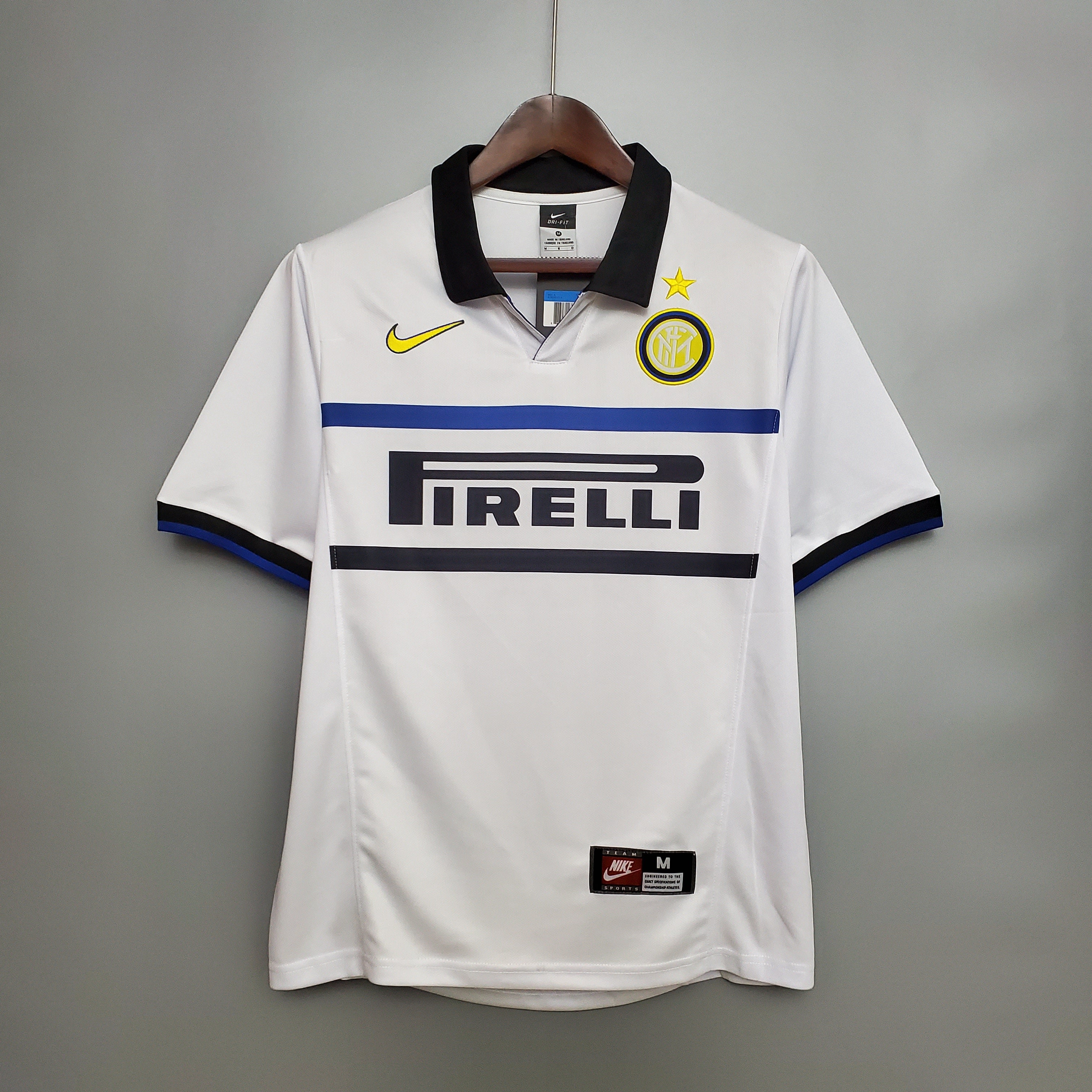 INTER MILAN 98/99 VISITA