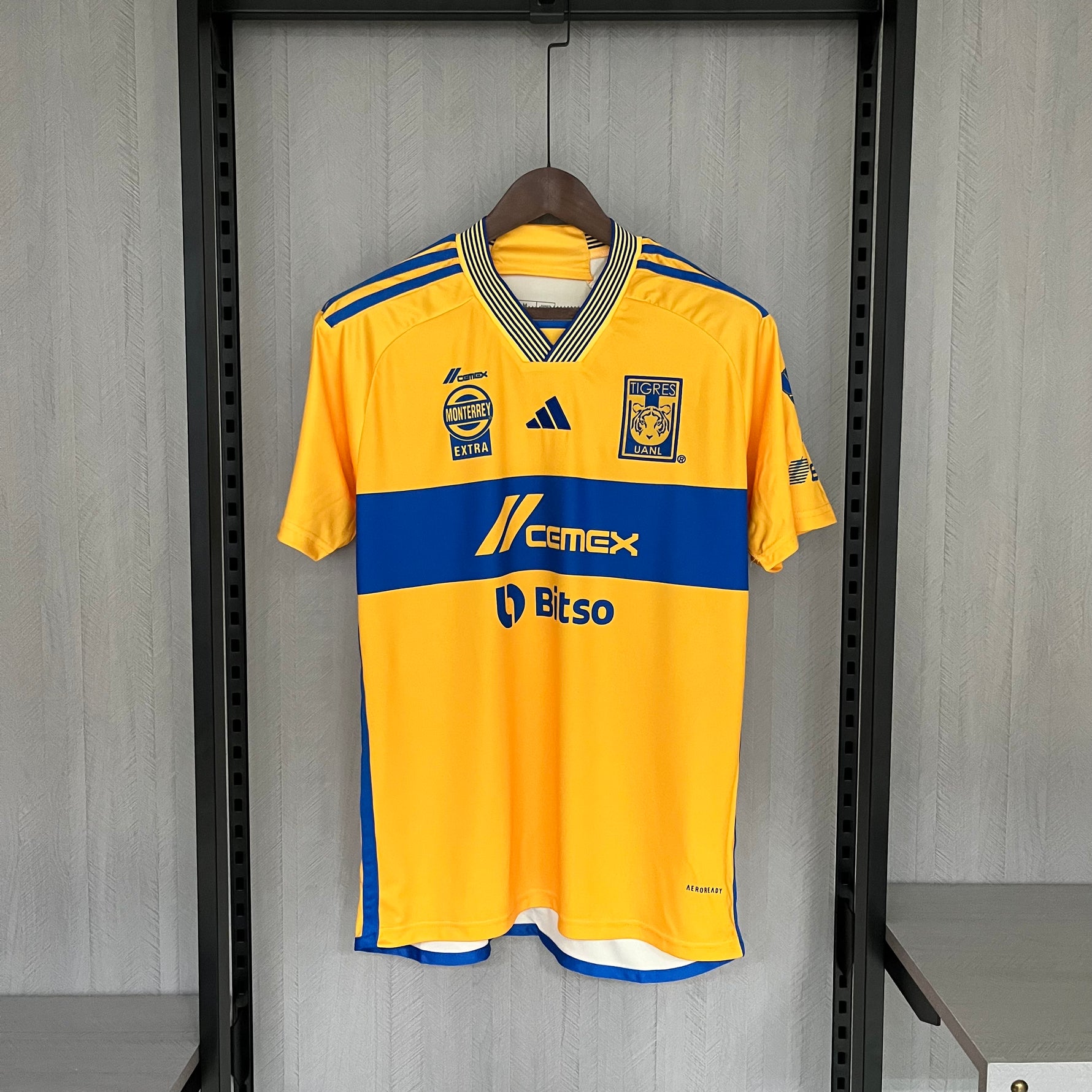 TIGRES 23/24 LOCAL