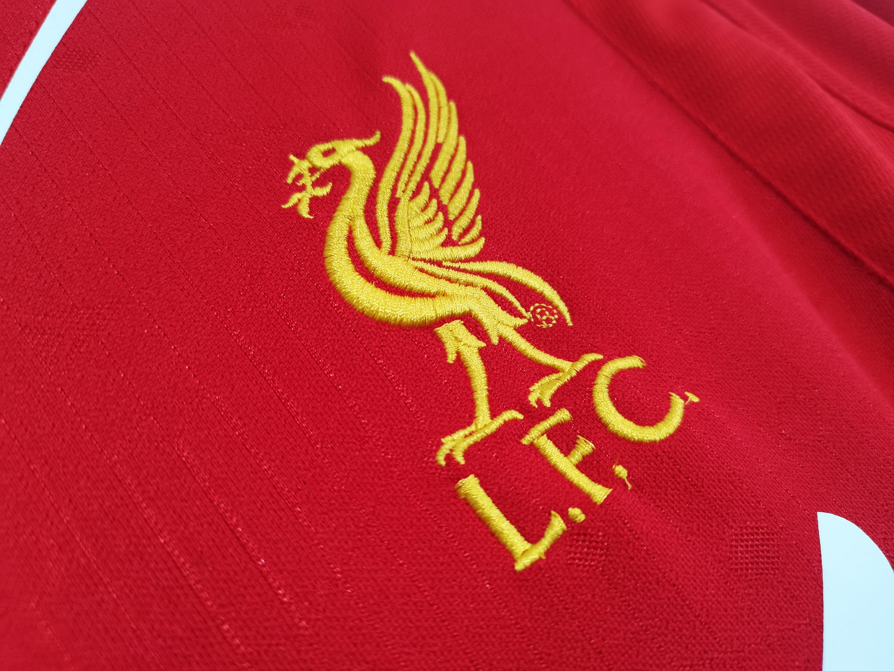 LIVERPOOL 14/15 LOCAL