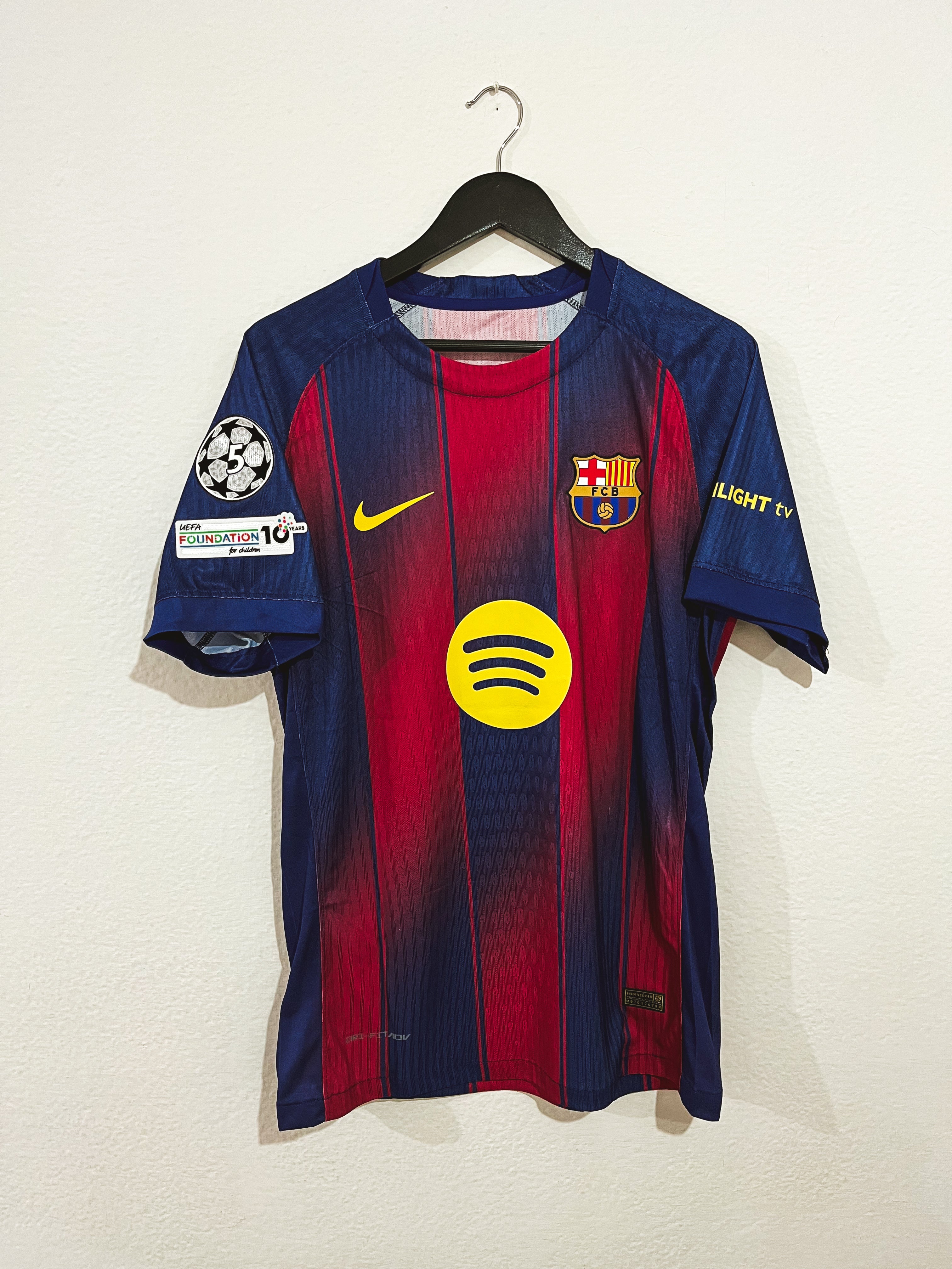 LAMINE YAMAL 10 - BARCELONA 25/26 LOCAL