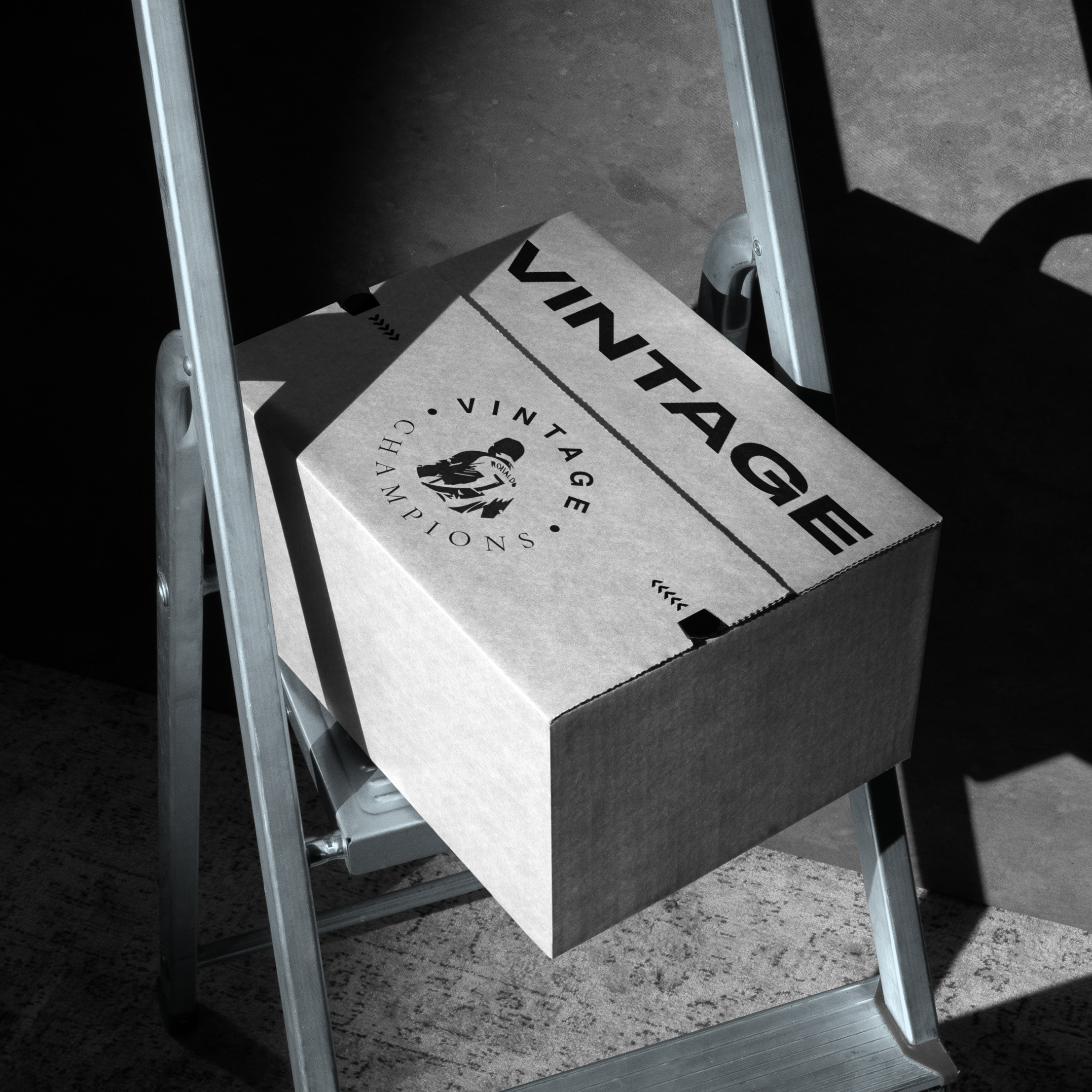 MYSTERY RETRO JERSEY