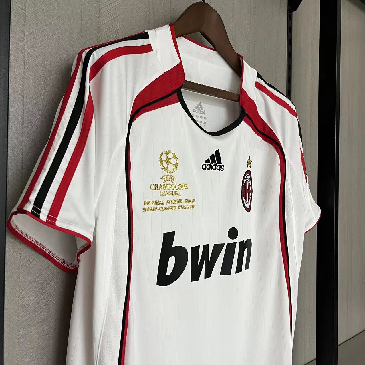AC MILAN 06/07 VISITA