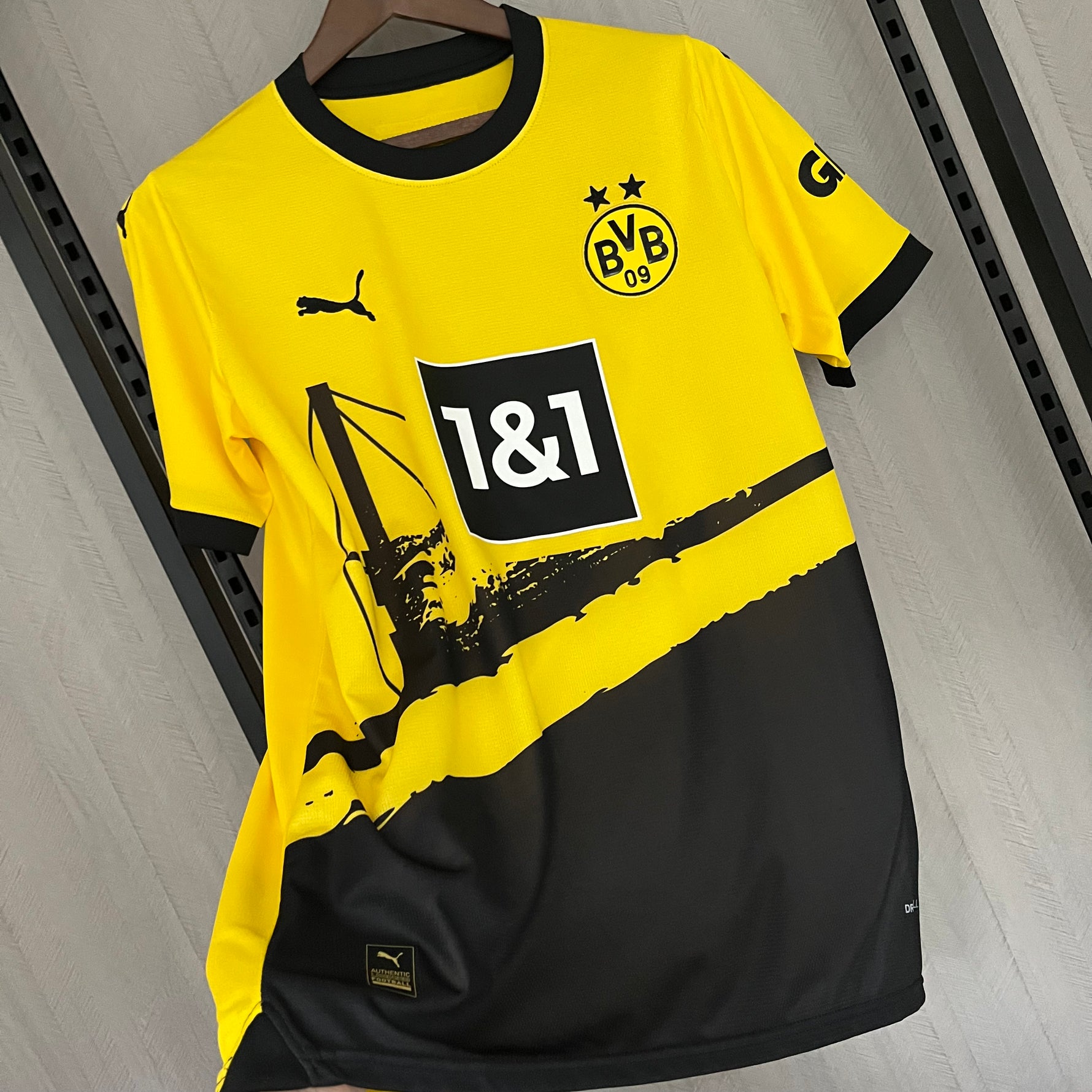 BORUSSIA DORTMUND 23/24 LOCAL