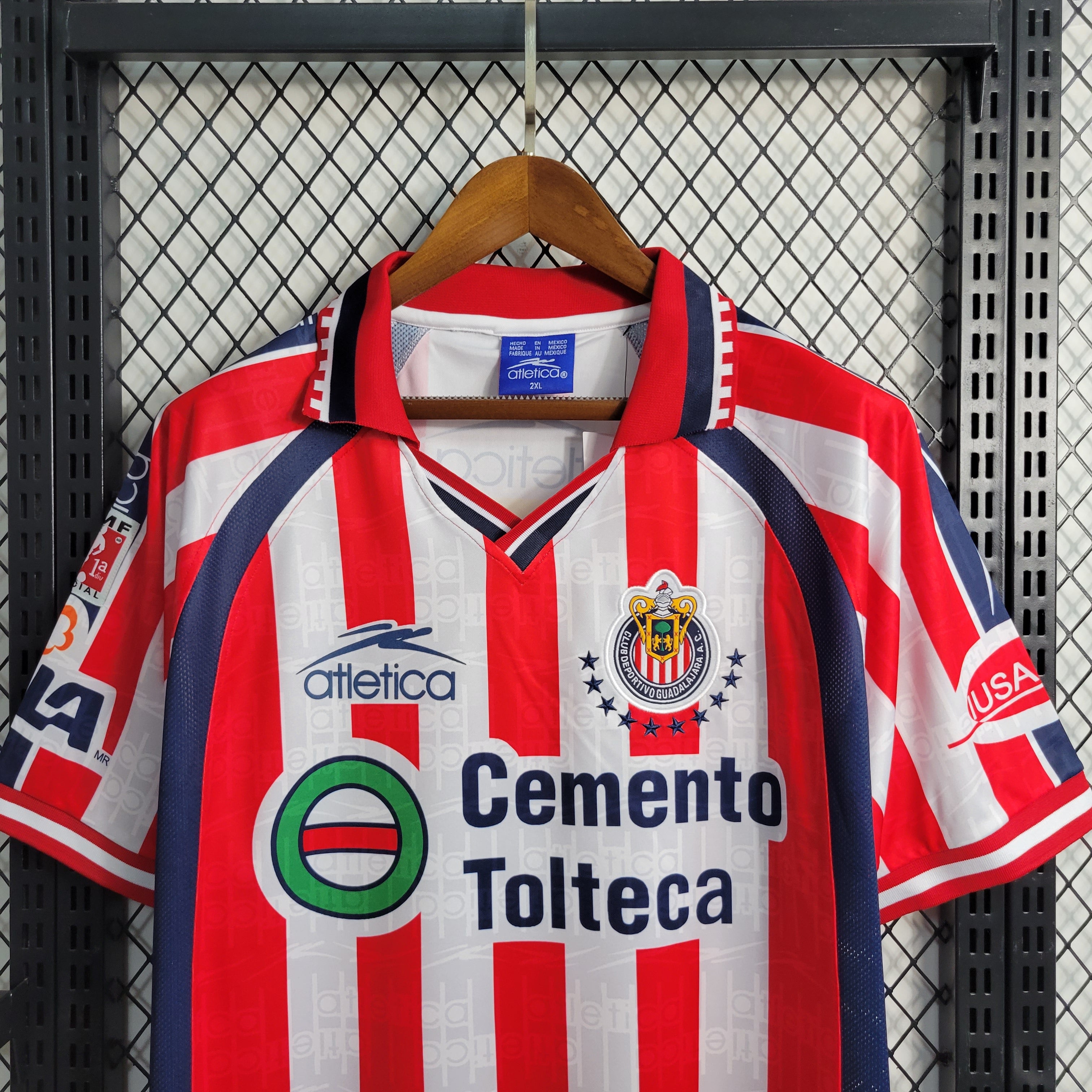 CHIVAS 99/00 LOCAL