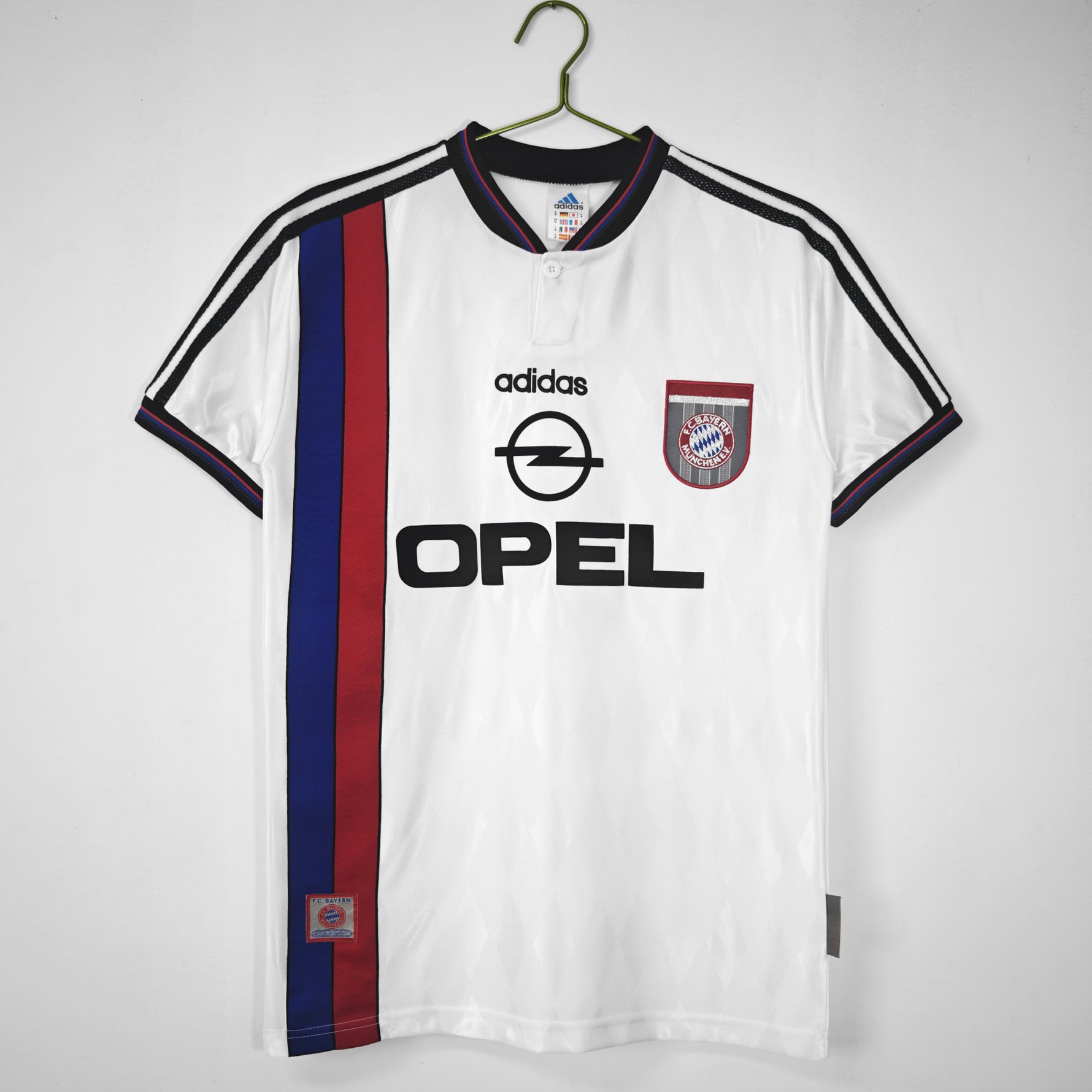 BAYERN MUNICH 96/98 VISITA