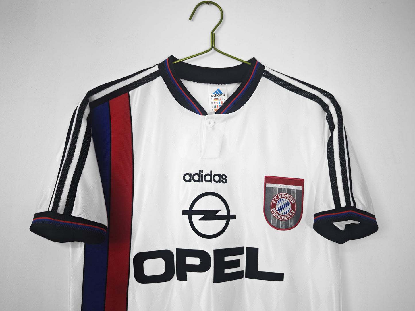 BAYERN MUNICH 96/98 VISITA