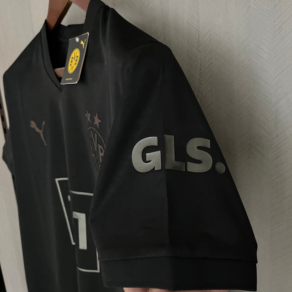 BORUSSIA DORTMUND 22/23 EDICIÓN ESPECIAL