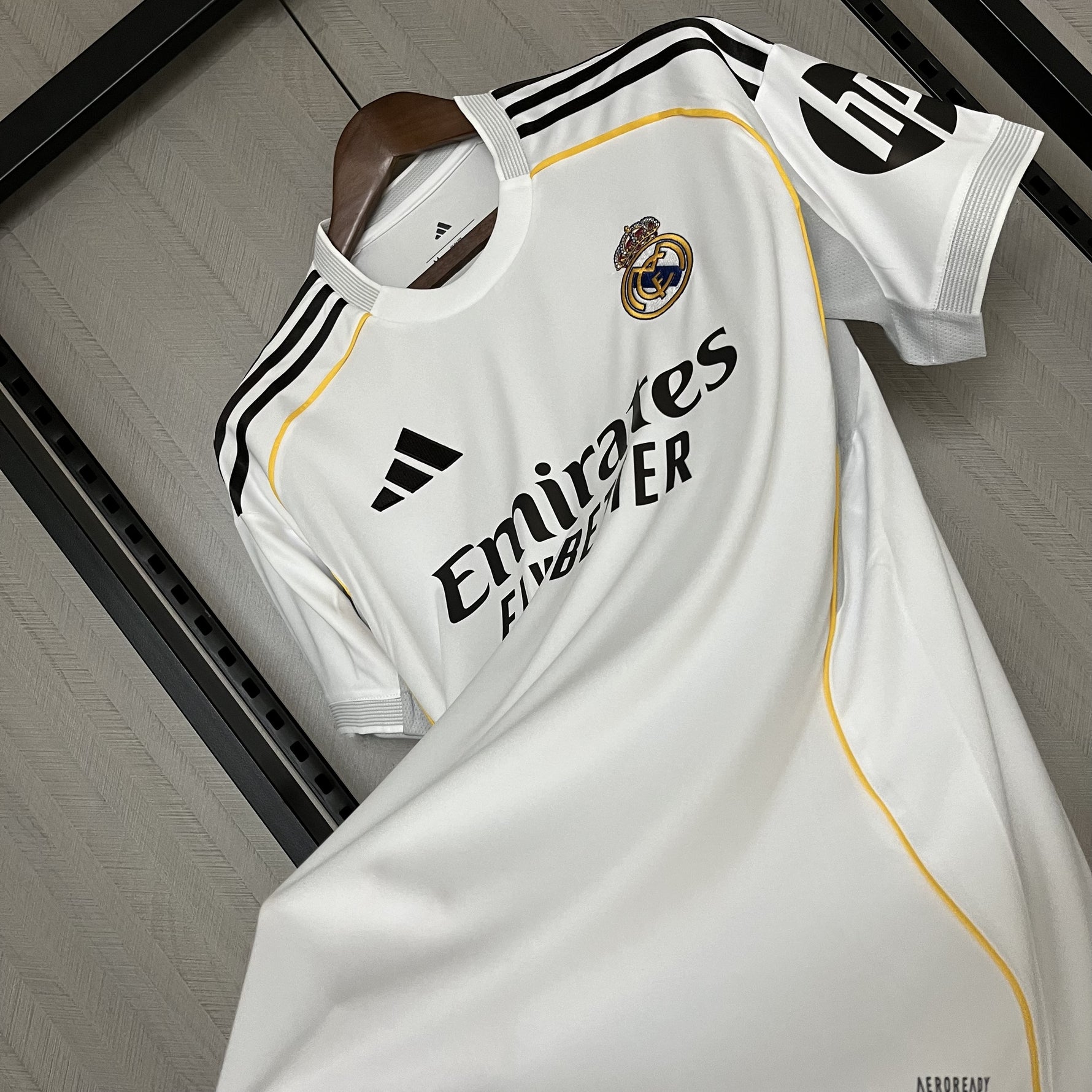 REAL MADRID 25/26 LOCAL