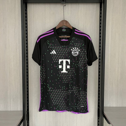 BAYERN MUNICH 23/24 VISITA