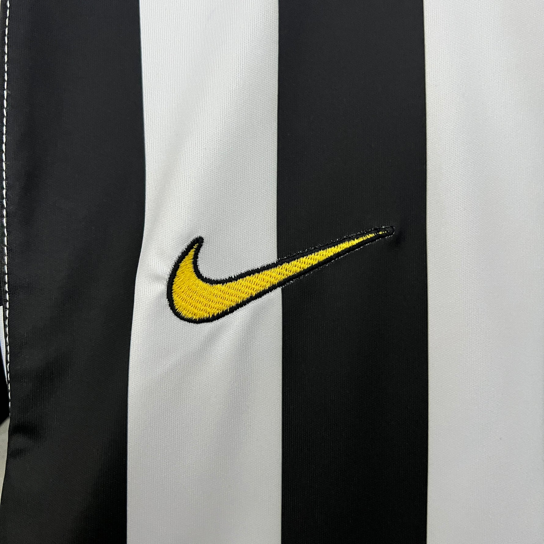 JUVENTUS 03/04 LOCAL