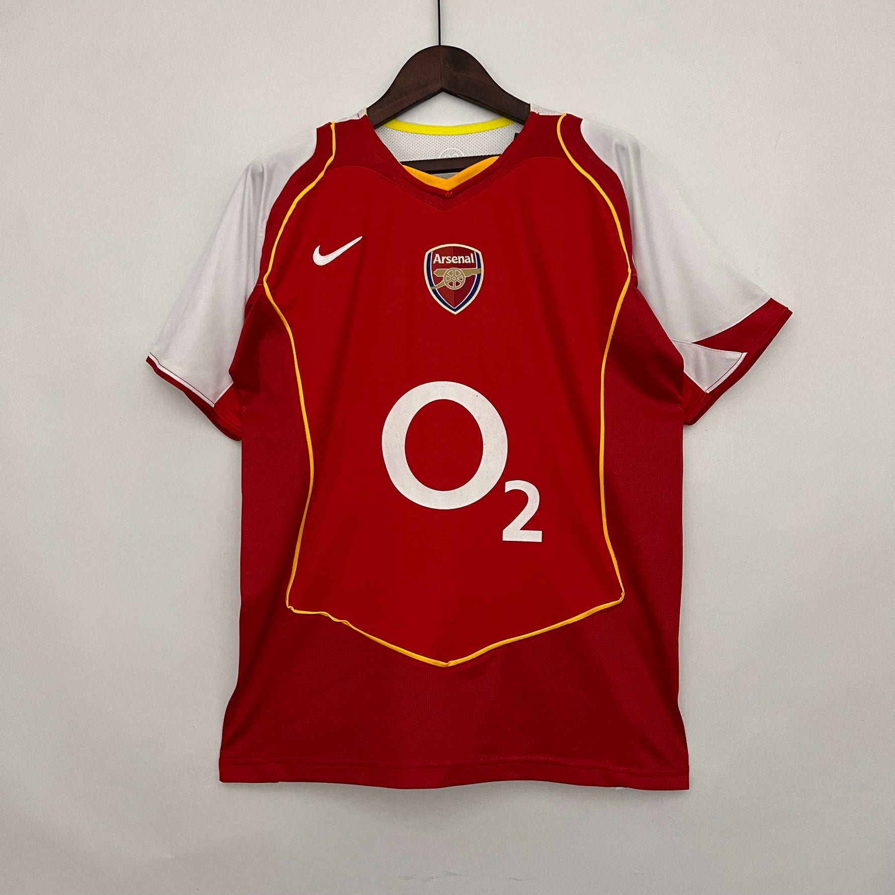 ARSENAL 04/05 LOCAL