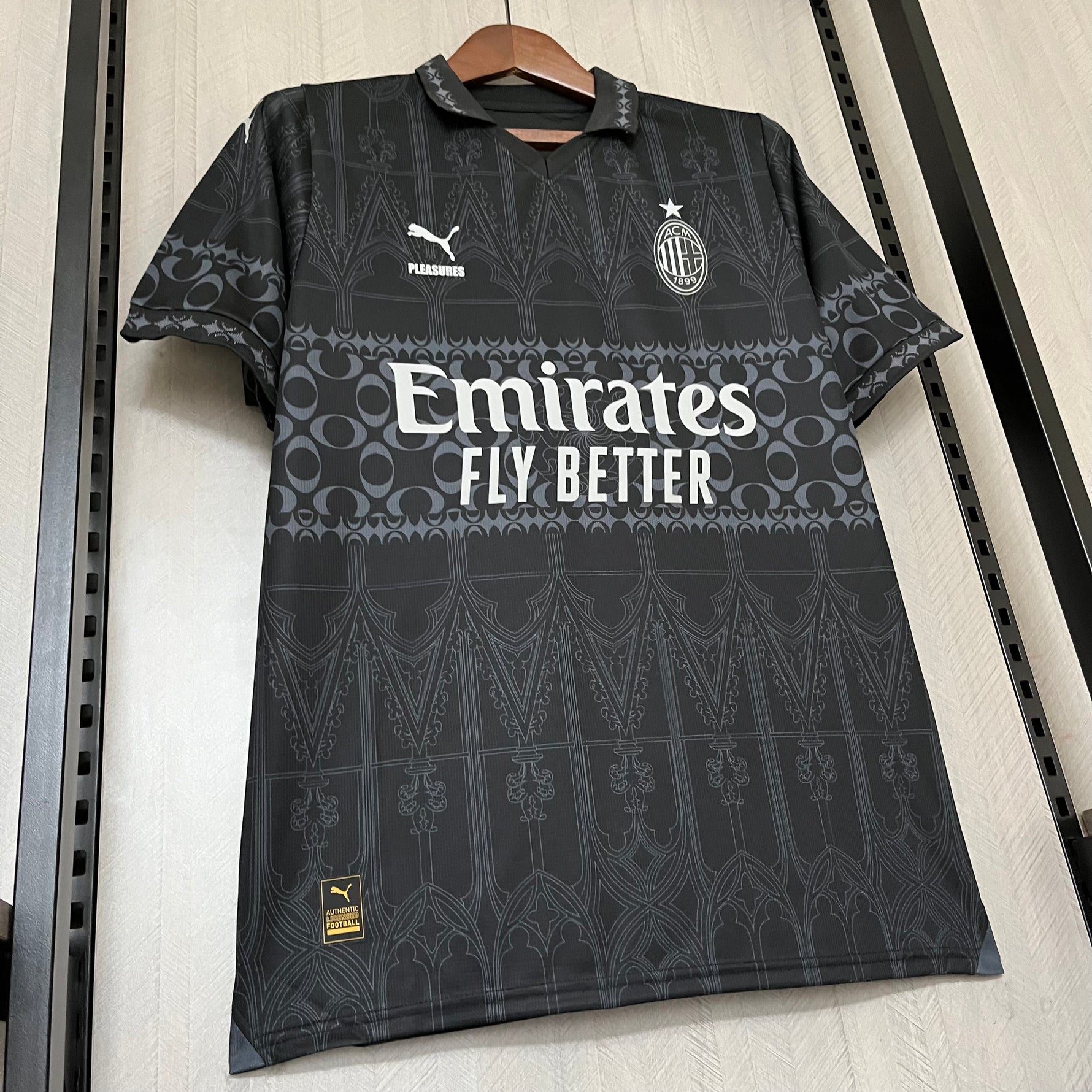 AC MILAN 23/24 PLEASURES DARK