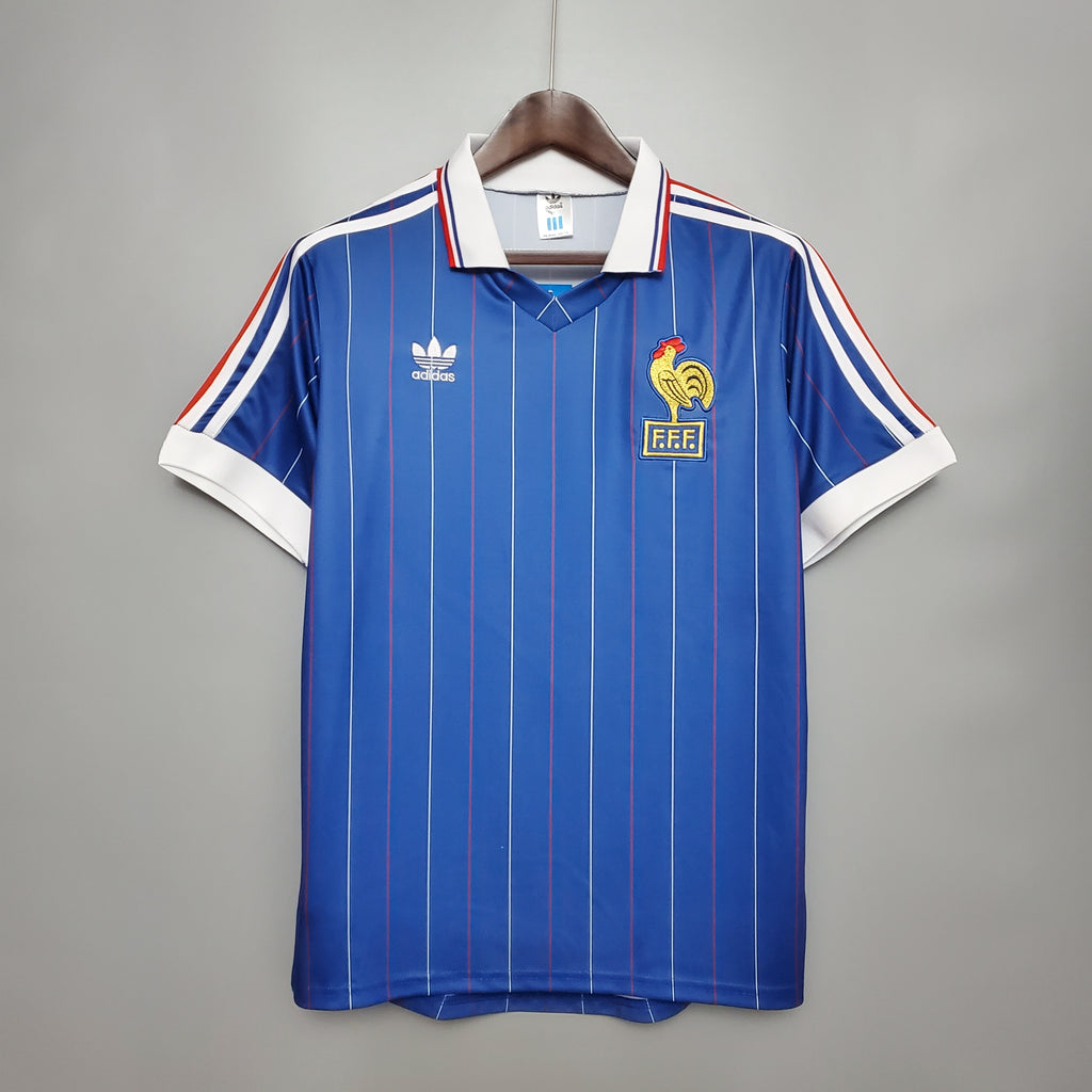 FRANCIA 82 LOCAL