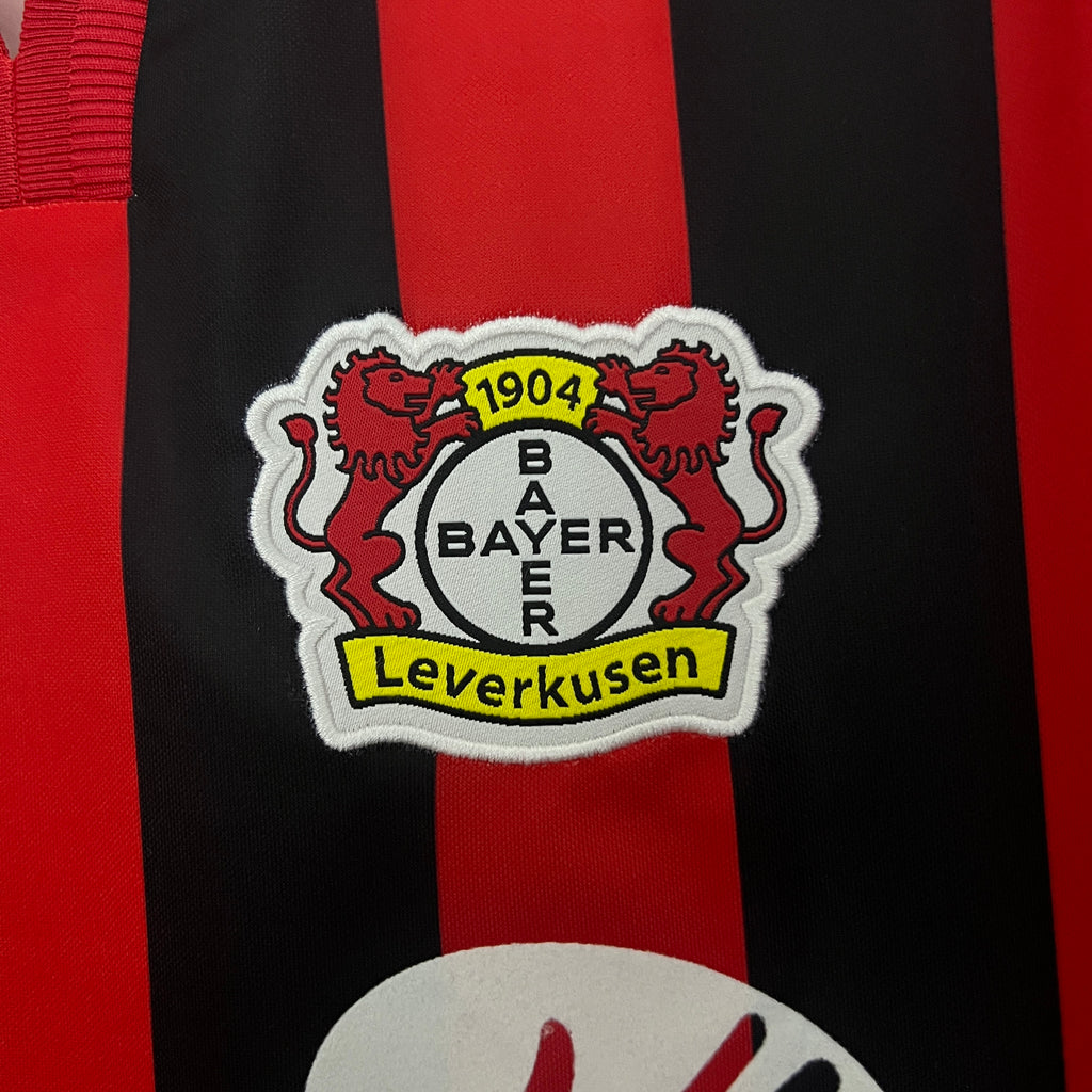 BAYER LEVERKUSEN 01/02 LOCAL