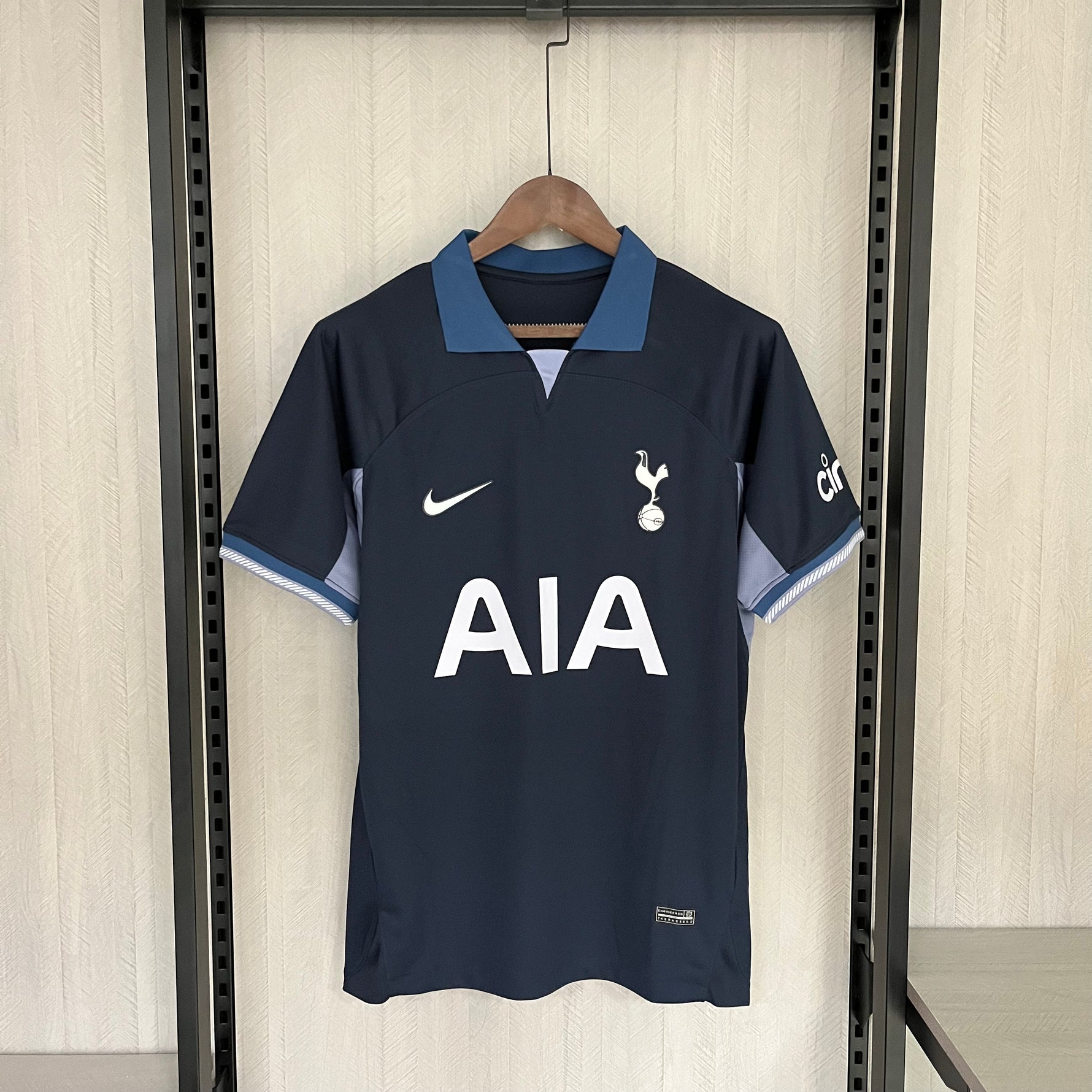 TOTTENHAM 23/24 VISITA
