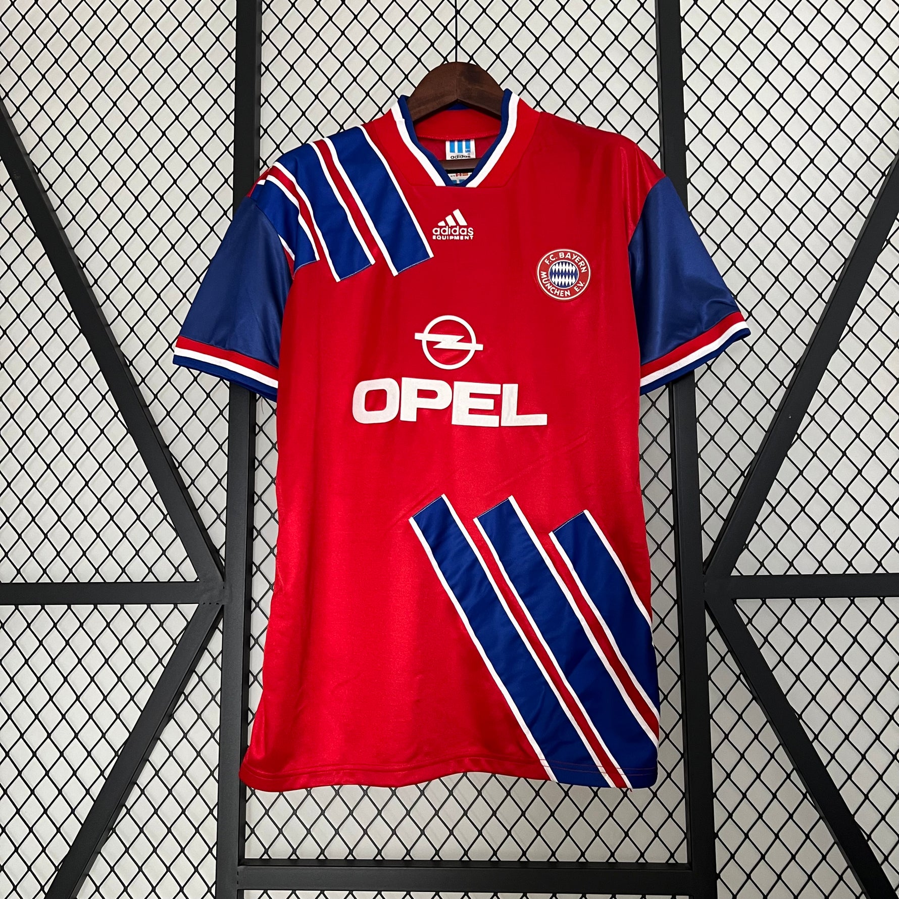 BAYERN MUNICH 93/95 LOCAL