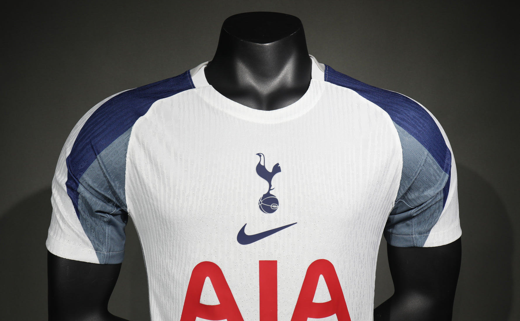 TOTTENHAM 25/26 LOCAL