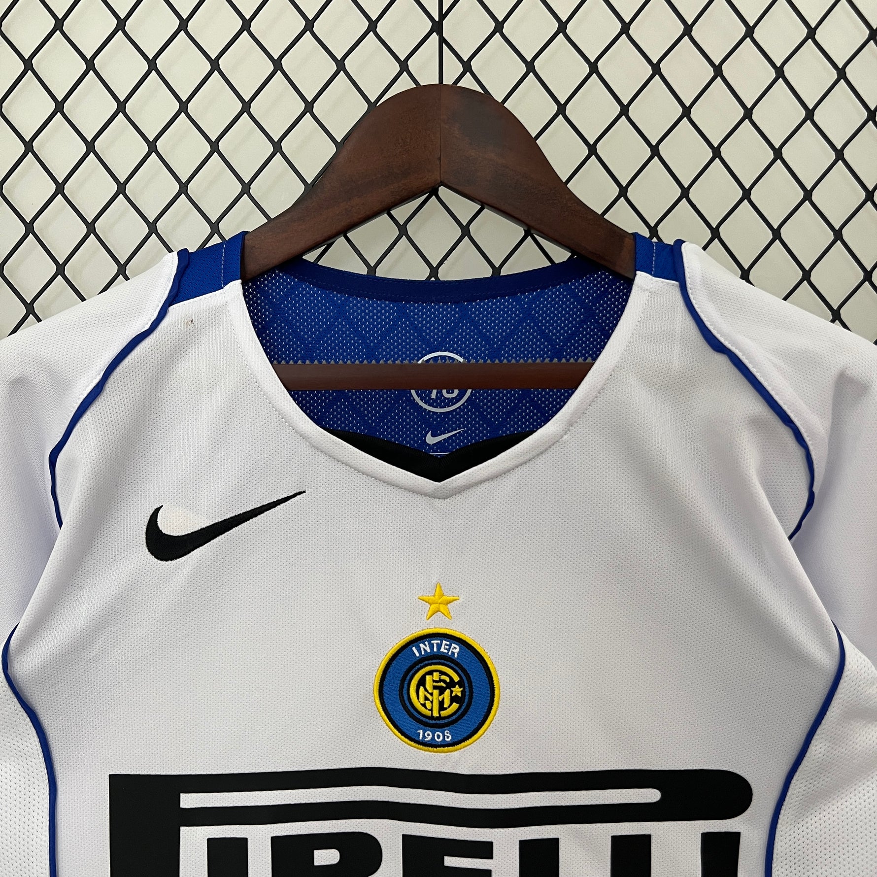 INTER MILAN 04/05 VISITA