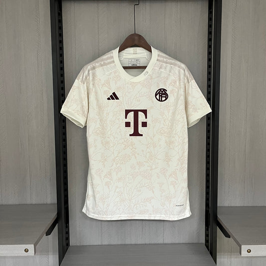 BAYERN MUNICH 23/24 TERCERA