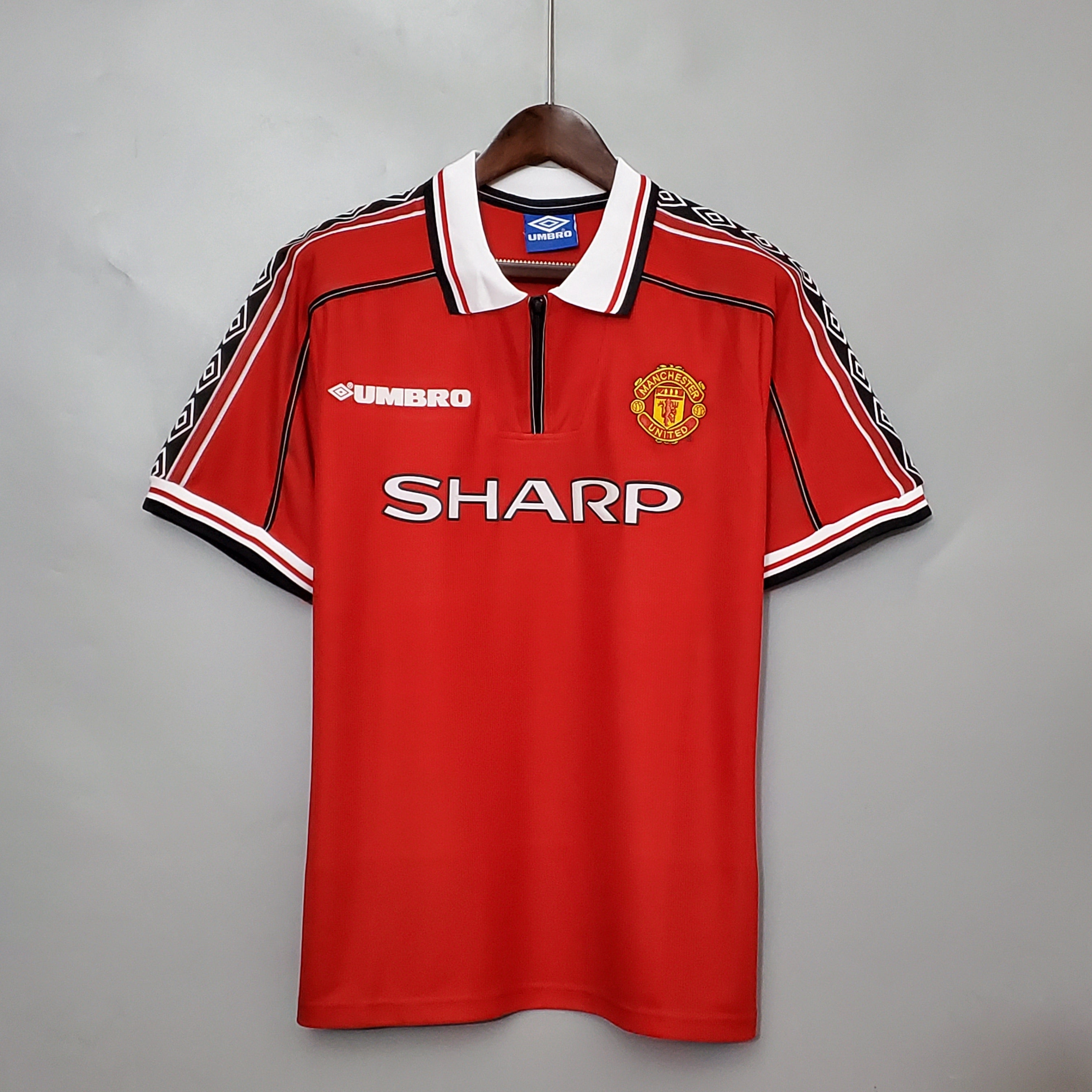 MANCHESTER UNITED 98/00 LOCAL