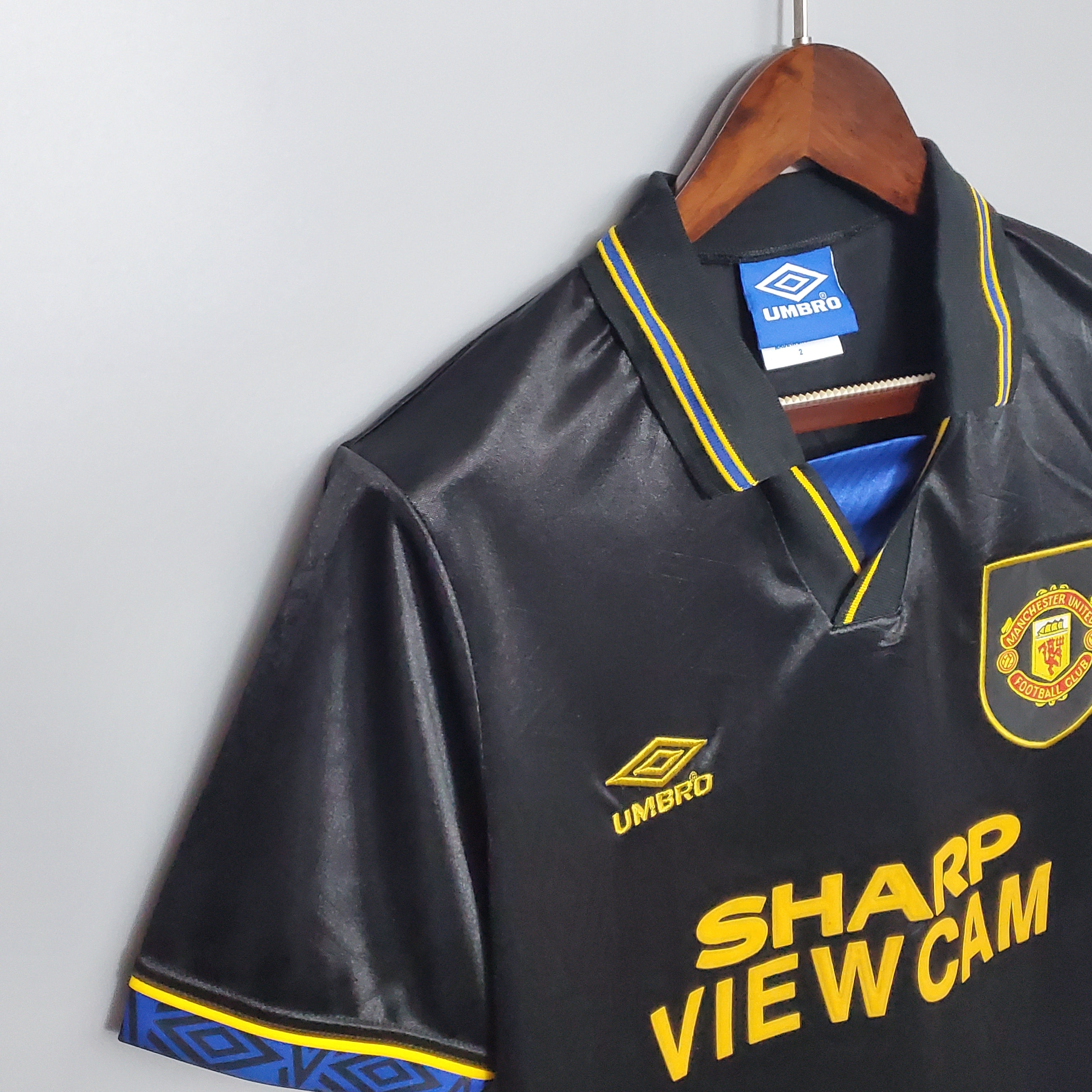 MANCHESTER UNITED 93/95 VISITA